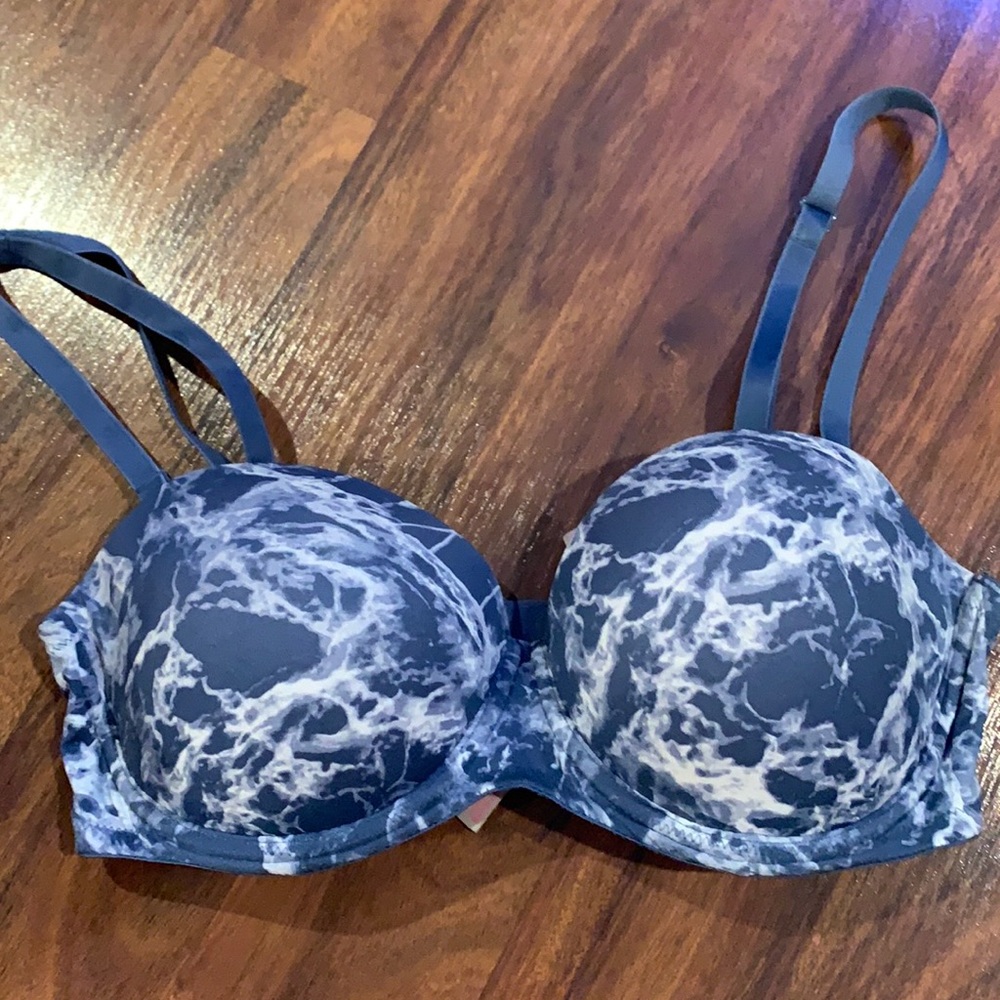 PINK bra